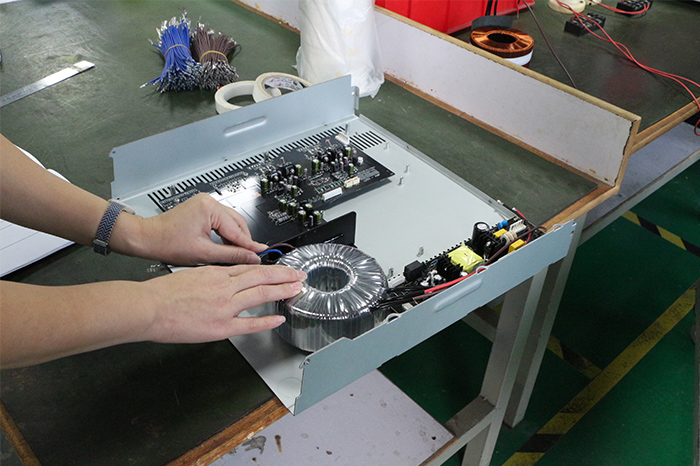 遼寧客戶帶樣板到圣元電器現(xiàn)場測試 遼寧客戶帶樣板到圣元電器現(xiàn)場測試