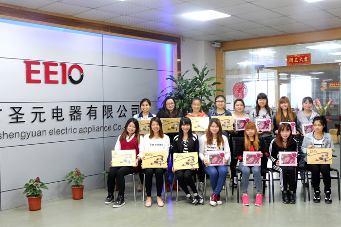 圣元小伙伴的節(jié)日禮物 圣元小伙伴的節(jié)日禮物