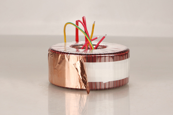 包銅箔接地線(xiàn)環(huán)形變壓器