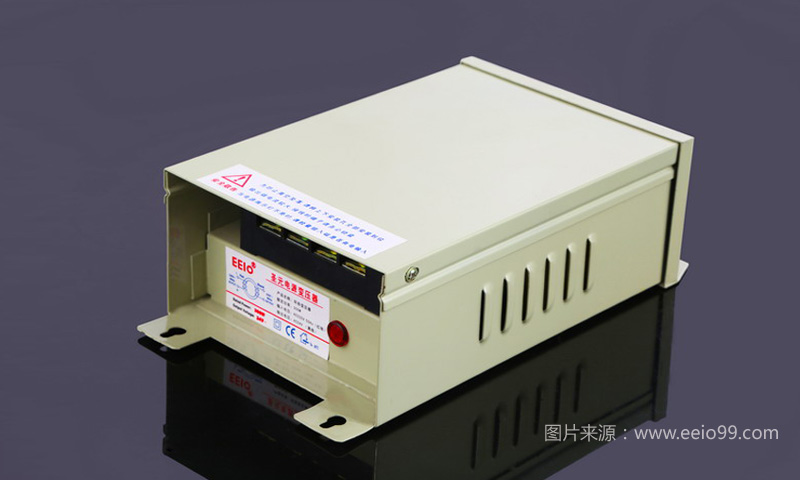 戶(hù)外綠黃壁掛防雨變壓器