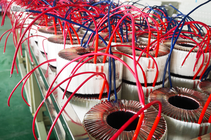 圣元電器-好的環(huán)形變壓器生產(chǎn)廠家 圣元電器-好的環(huán)形變壓器生產(chǎn)廠家