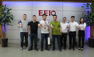 上?？蛻糇咴L圣元電器