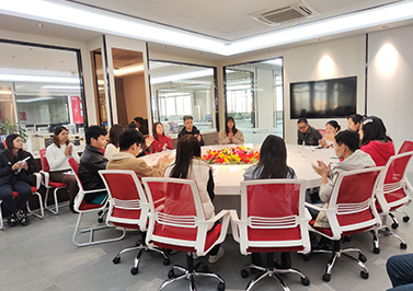 圣元環(huán)形變壓器部門年末會(huì)議！